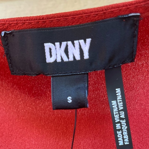 DKNY fire-red/orange sleeveless double V-neck blouse, sheer hemline, NWT, Small - Picture 3 of 9